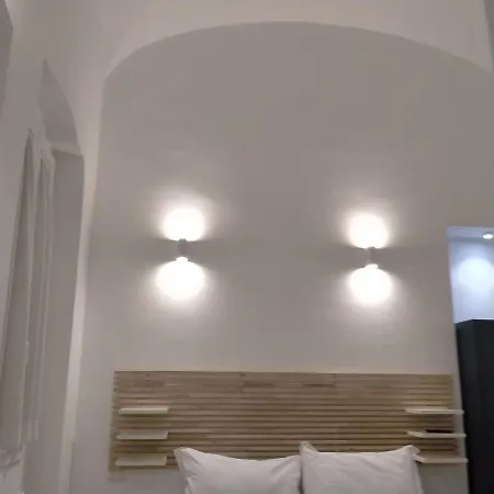 Tiziana's Vatican Apartment Rome